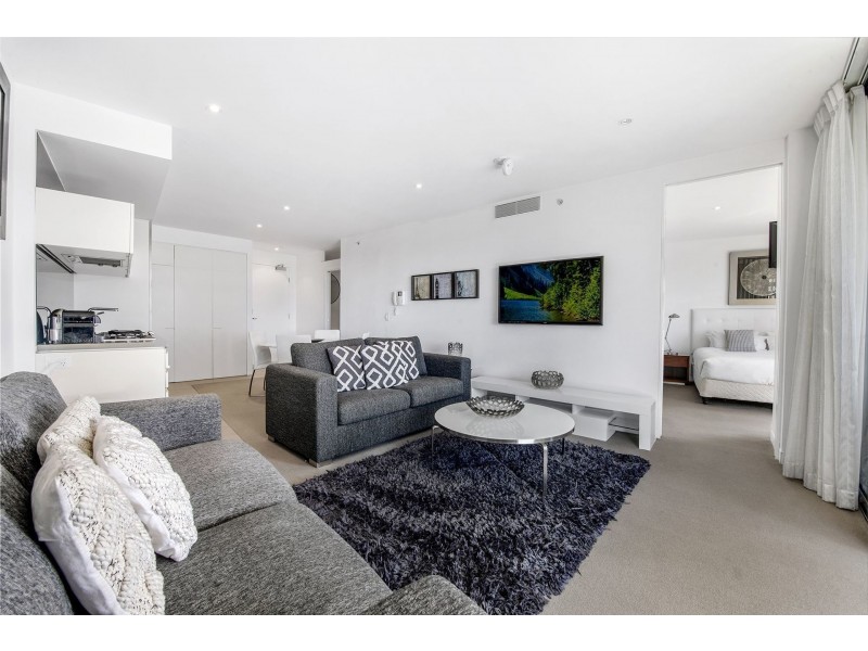 Level 5/21 Elizabeth Ave, Broadbeach QLD 4218