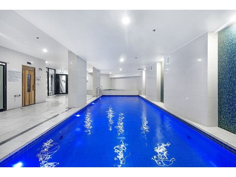 L10/22 Surf Parade, Broadbeach QLD 4218