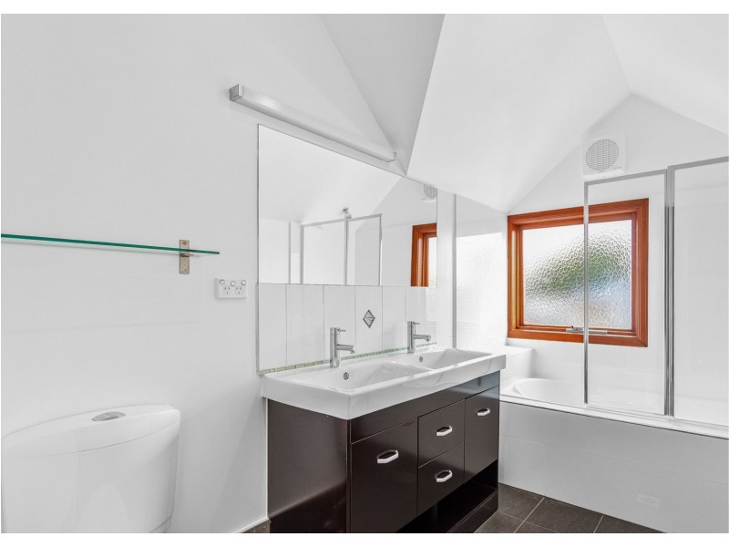 1 Severn Street, Newport VIC 3015