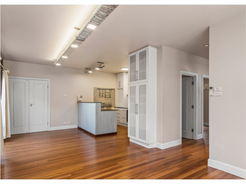 1 Severn Street, Newport VIC 3015