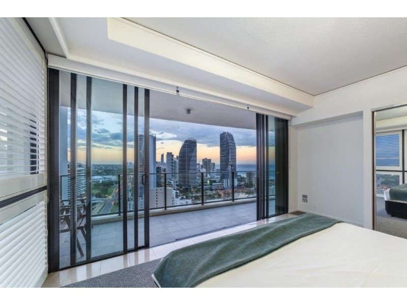 24 Surf Parade, Broadbeach QLD 4218