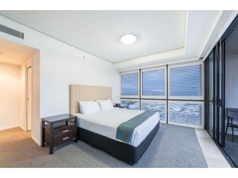 24 Surf Parade, Broadbeach QLD 4218