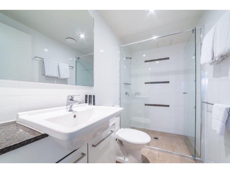 24 Surf Parade, Broadbeach QLD 4218