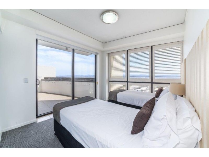 24 Surf Parade, Broadbeach QLD 4218