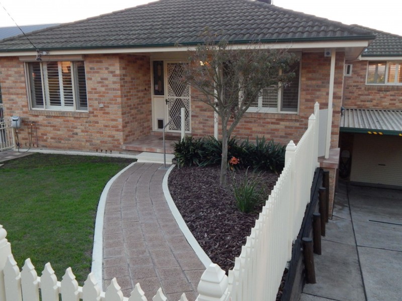 12 Northcott Avenue, East Maitland NSW 2323