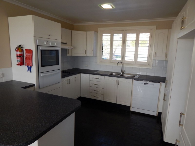 12 Northcott Avenue, East Maitland NSW 2323