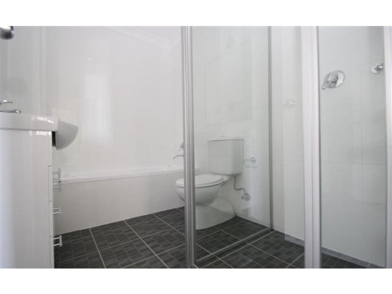 10/128 Woodville Road, Merrylands NSW 2160