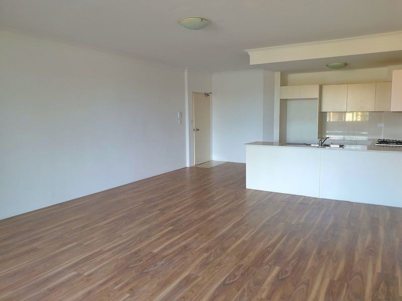 10/128 Woodville Road, Merrylands NSW 2160