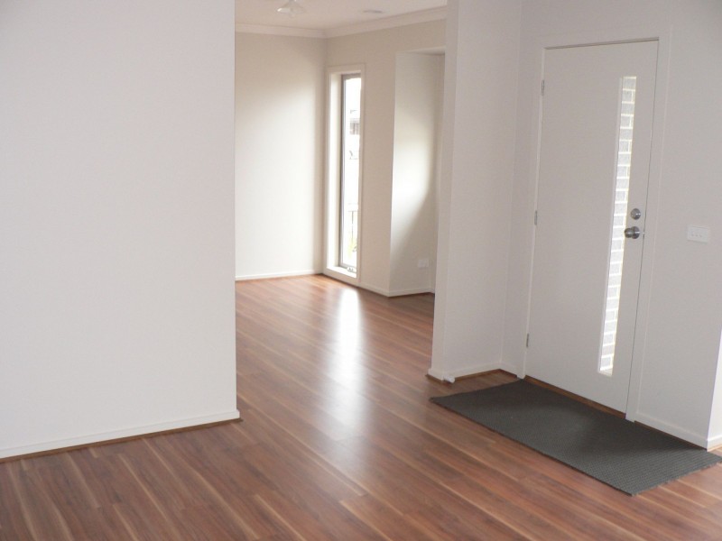 11 Kinnear Avenue, Tarneit VIC 3029