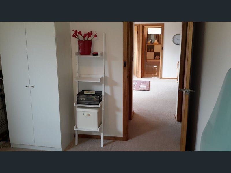 24 Pindee Street, Hallett Cove SA 5158