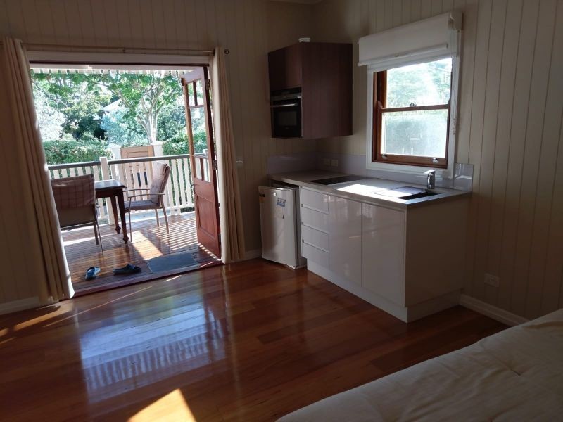 88 Greenlaw Street, Indooroopilly QLD 4068