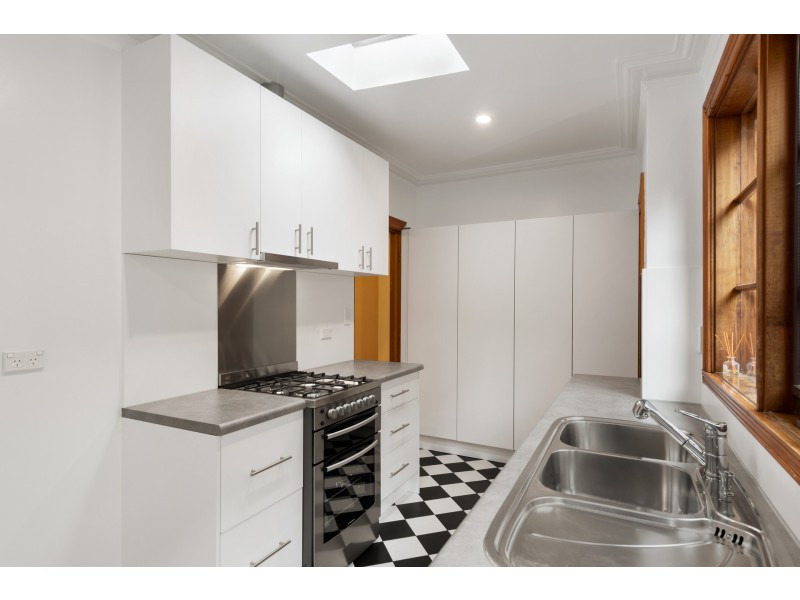 16 Raphael Street, Abbotsford VIC 3067