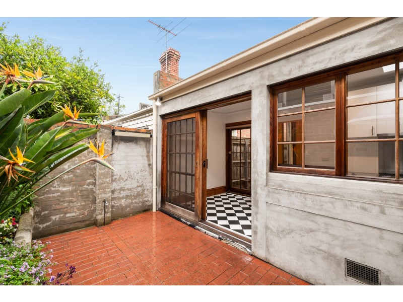 16 Raphael Street, Abbotsford VIC 3067