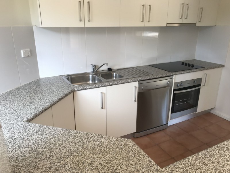 4/1 Holborn Ave, Dee Why NSW 2099