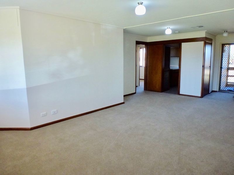 3/82 Military Road, Tennyson SA 5022