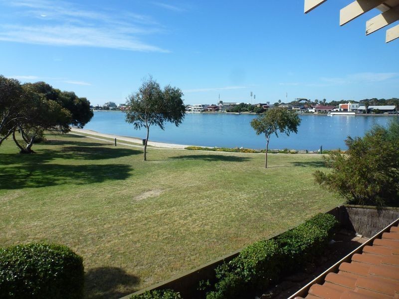 3/82 Military Road, Tennyson SA 5022