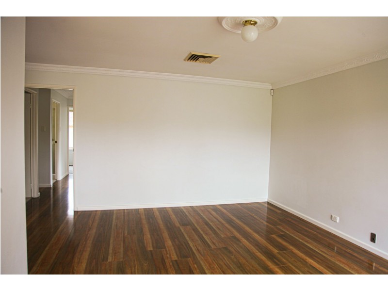 7 Clyde Close, Bateau Bay NSW 2261