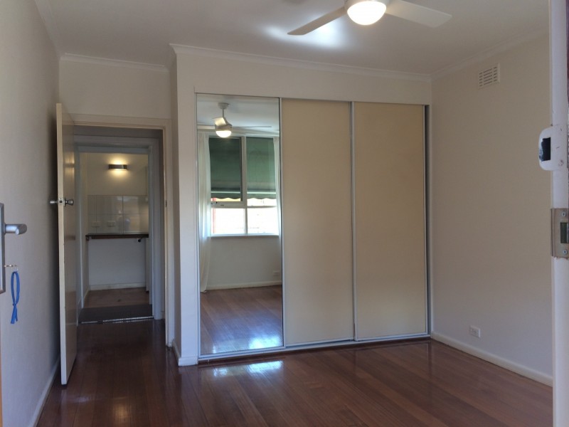 2/4 Highett Place, Fitzroy VIC 3065