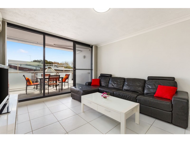 1/18-20 Waterloo Street, Narrabeen NSW 2101