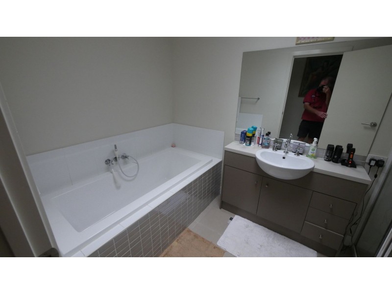 2/10 Orlando Drive, Holmview QLD 4207