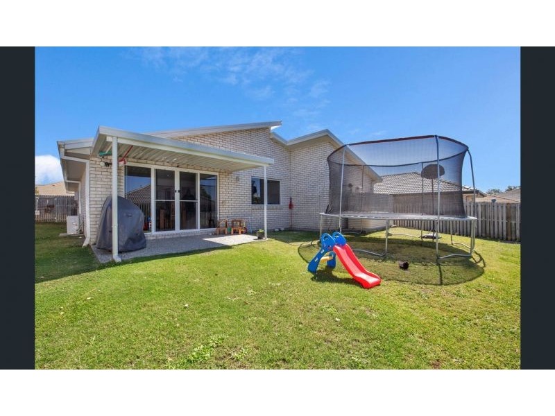14 Charles Avenue, Pimpama QLD 4209