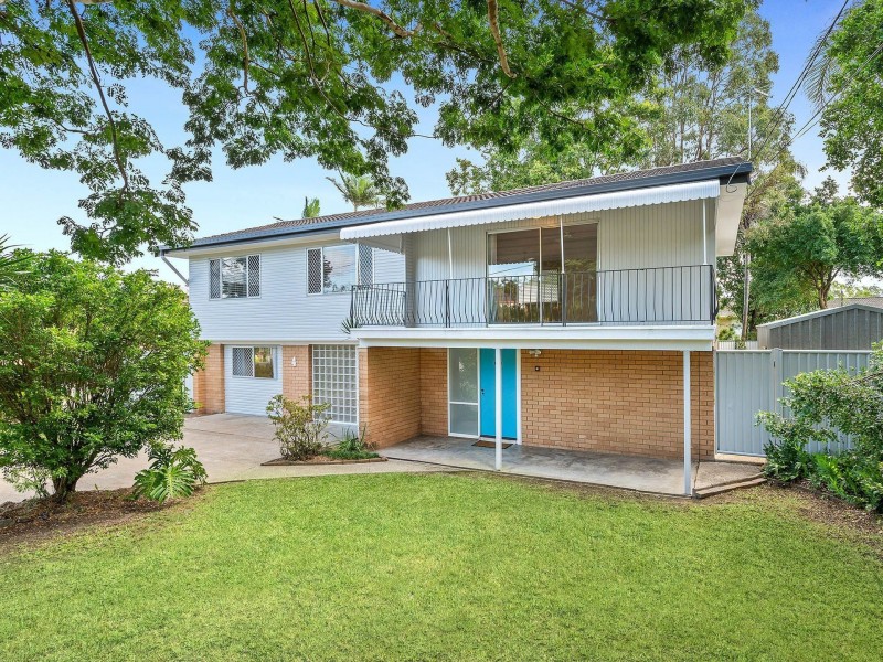 4 Colombo Street, Wishart QLD 4122