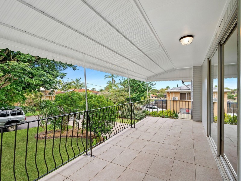 4 Colombo Street, Wishart QLD 4122