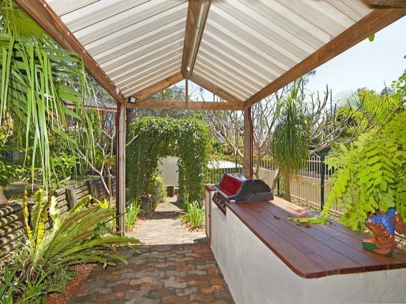 6 Burnie Place, Mardi NSW 2259
