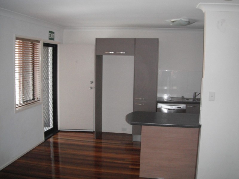 Unit 4/19 Collings Street, Balmoral QLD 4171