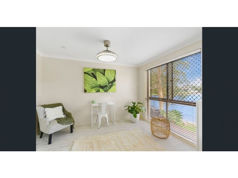 6/8 Sunbird Street, Burleigh Waters QLD 4220