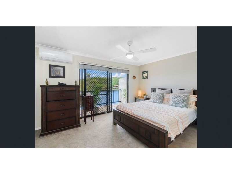 6/8 Sunbird Street, Burleigh Waters QLD 4220