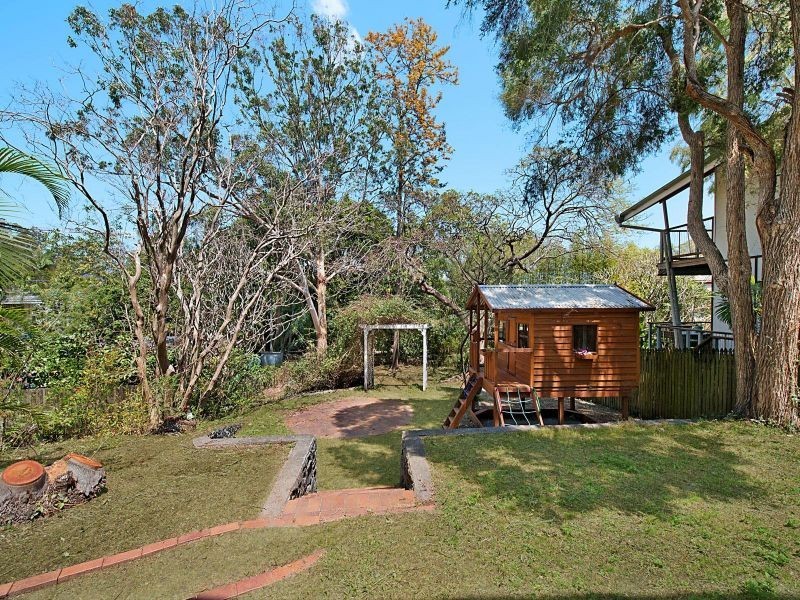 9 Warrawee Street, Toowong QLD 4066