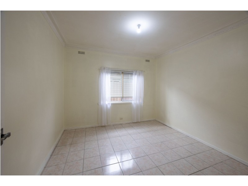 131 Coronation Street, Kingsville VIC 3012