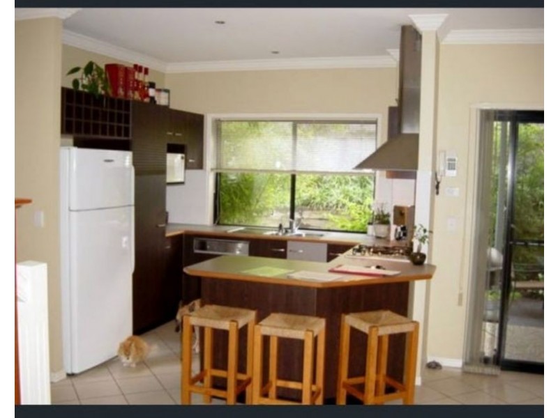 33 Fairley Street, Indooroopilly QLD 4068