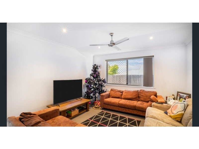 33A Karingal Drive, Pimpama QLD 4209