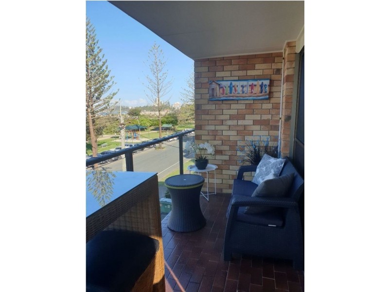 8/20 Pacific Parade, Bilinga QLD 4225