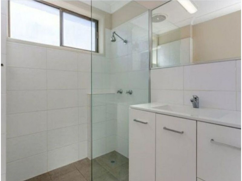 8/20 Pacific Parade, Bilinga QLD 4225