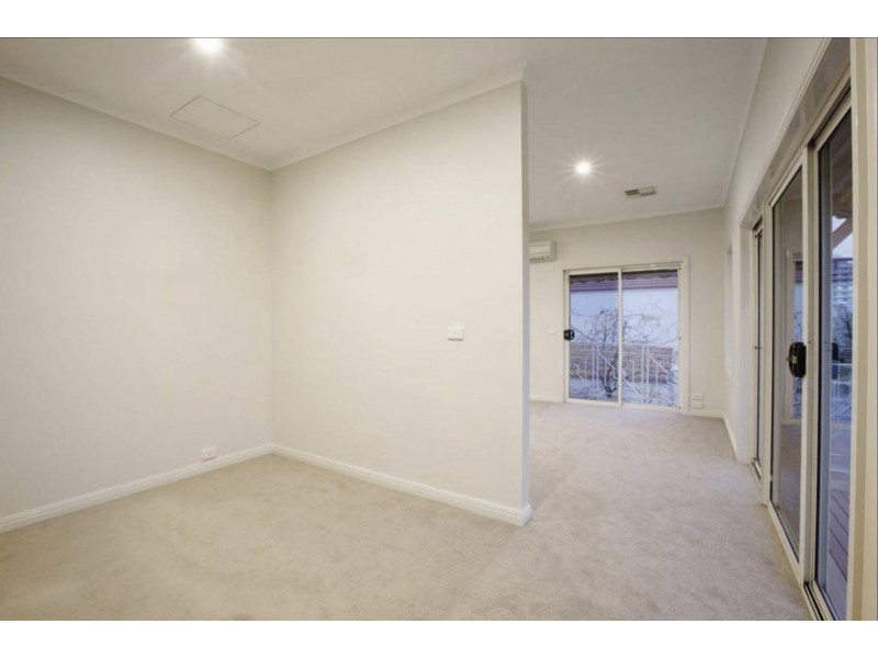 6 Morley Mews, Port Melbourne VIC 3207