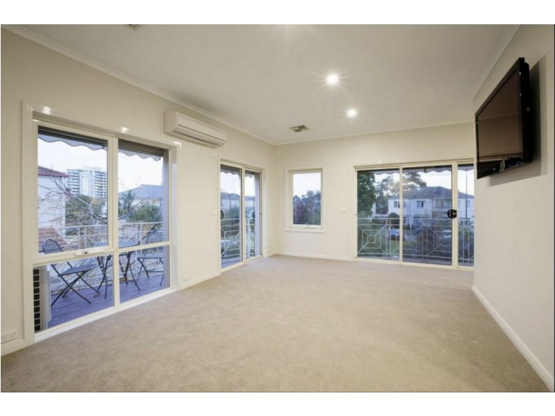 6 Morley Mews, Port Melbourne VIC 3207