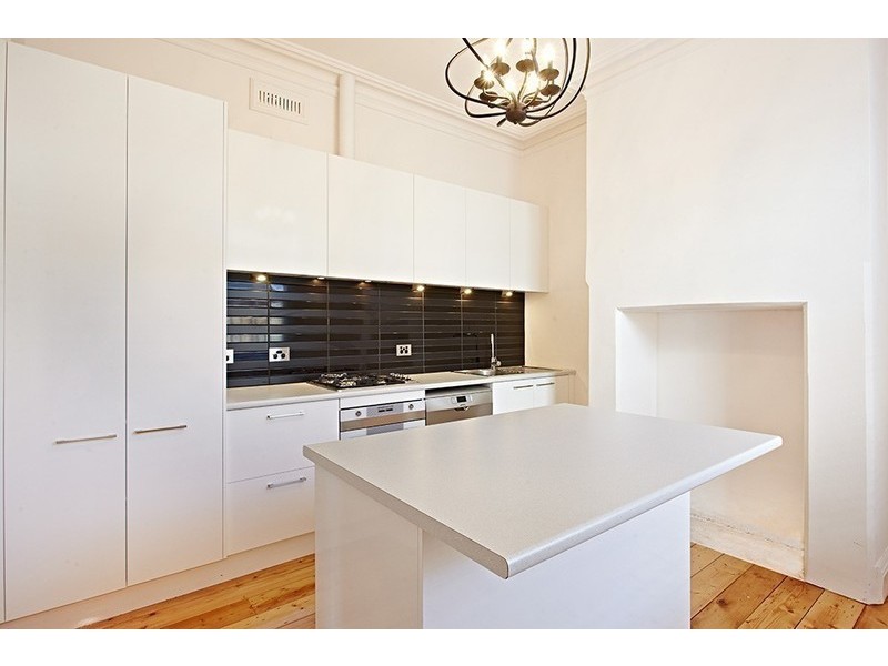 8 Neptune Street, St Kilda VIC 3182