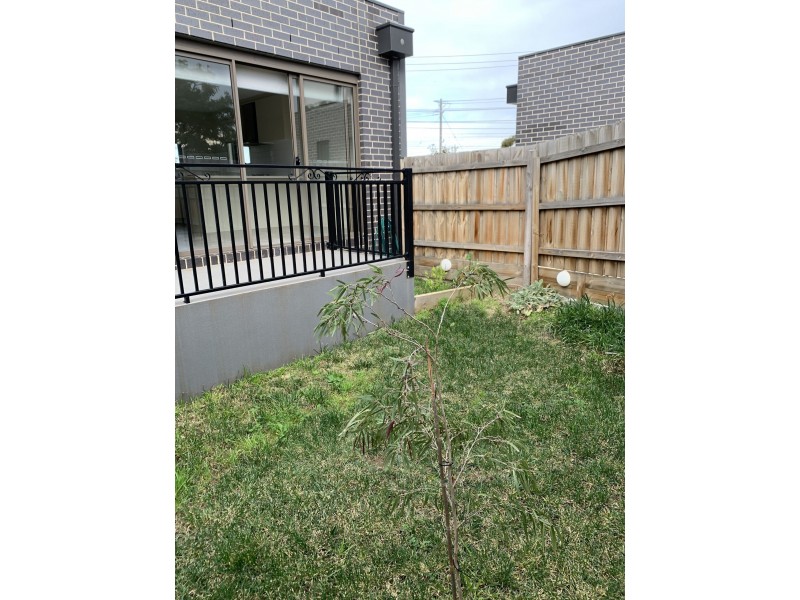 3/67 Carinish Road, Clayton VIC 3168