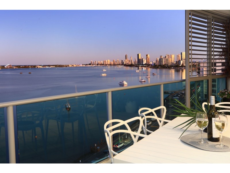 905/300 Marine Pde, Labrador QLD 4215