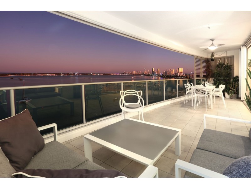 905/300 Marine Pde, Labrador QLD 4215