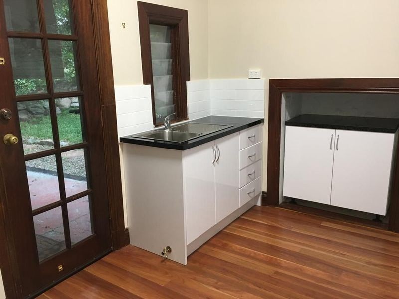 18 Annerley Street, Toowong QLD 4066