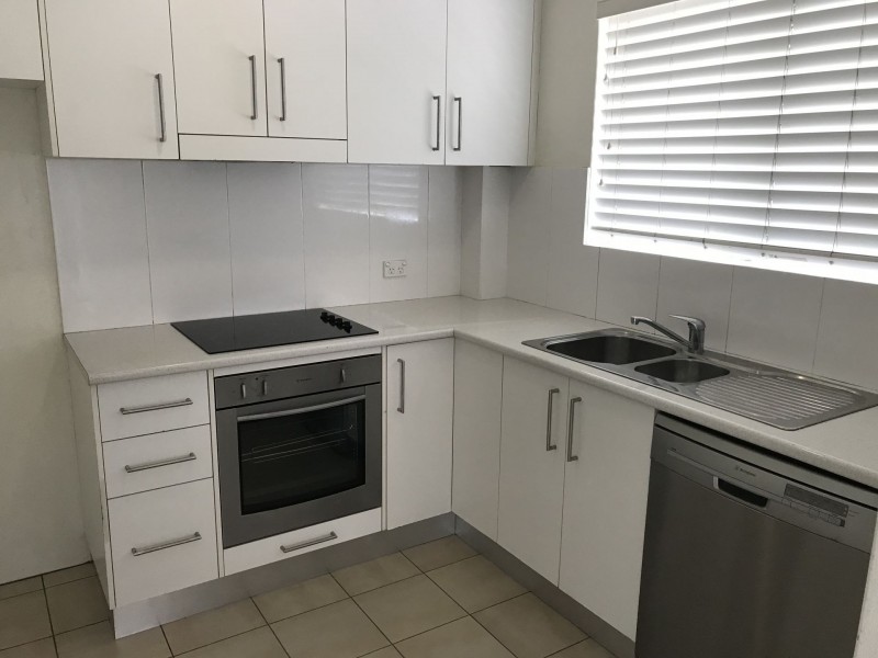 1/39 Howard Ave, Dee Why NSW 2099