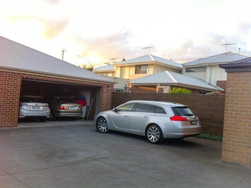 2/85 Mitchell Street, Maidstone VIC 3012