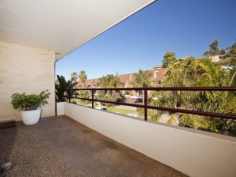 22/1 Terrol Crescent, Mona Vale NSW 2103