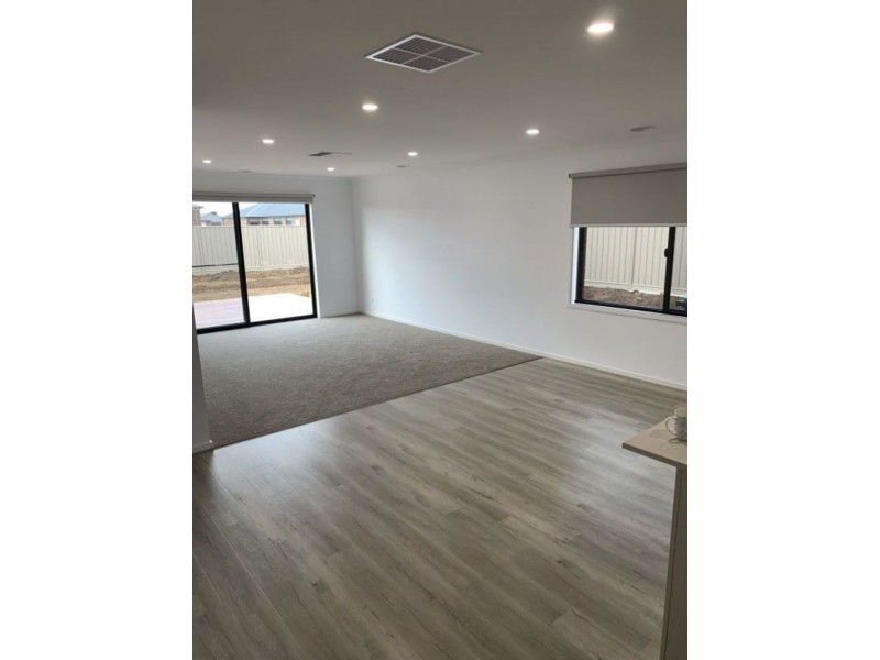 8 Willow Street, Echuca VIC 3564