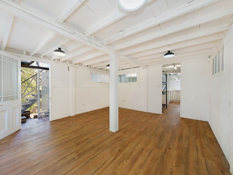 9 Warrawee Street, Toowong QLD 4066