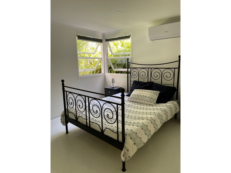 1 Lake View, Tewantin QLD 4565
